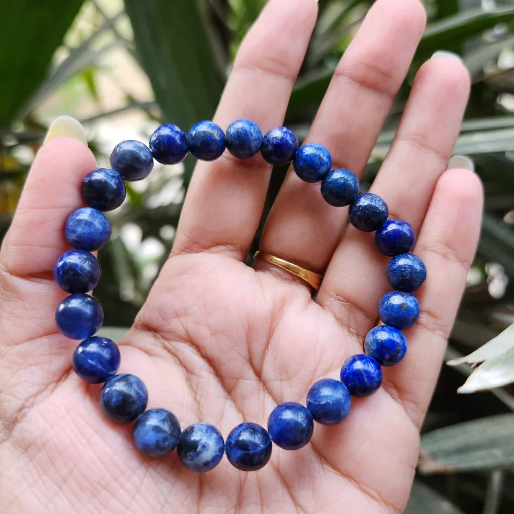 Lapis Lazuli Crystal–Stone of Wisdom, Intuition & Spiritual Truth